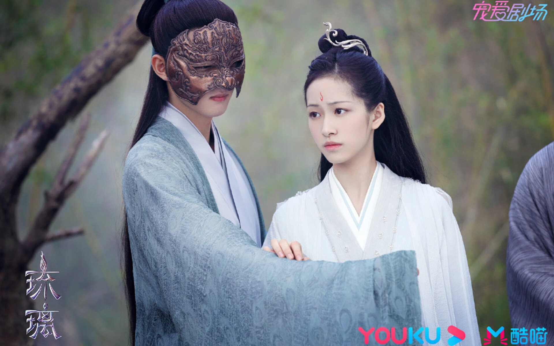 开云网页版-切尔西俱乐部教练组现身训练场，调整战术，切尔西教练任职期间